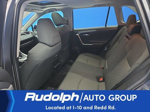 Used 2021 Toyota RAV4 XLE w/ Convenience Package AWD/4WD image 27