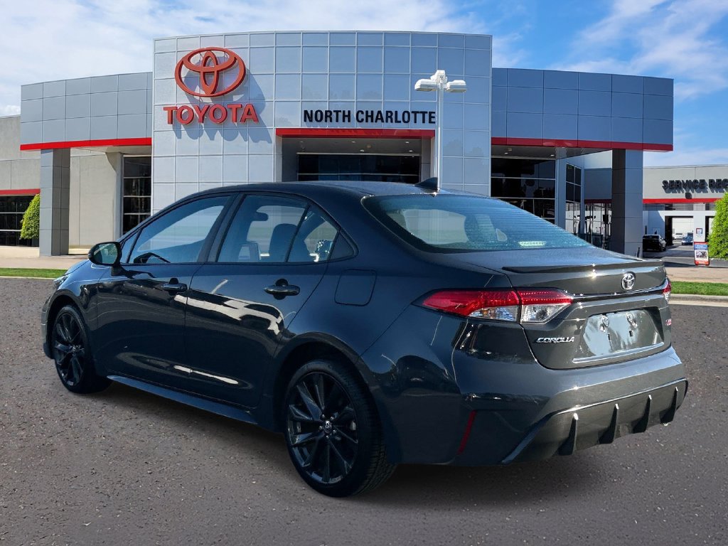 Used 2024 Toyota Corolla SE FWD image 6