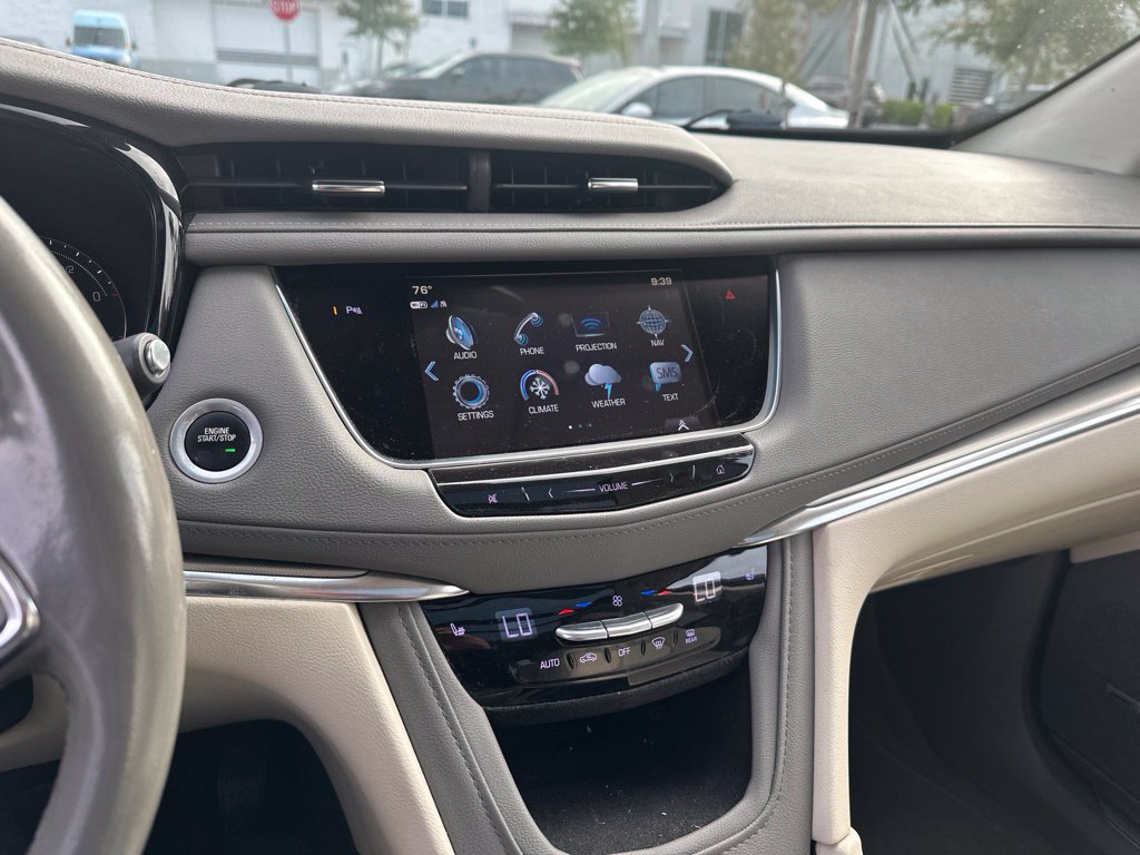 Used 2019 Cadillac XT5 Luxury AWD/4WD image 15