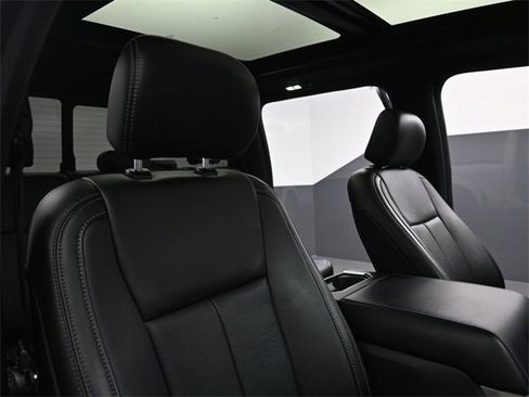 Certified 2019 Ford F150 Lariat w/ Equipment Group 502A Luxury image 30