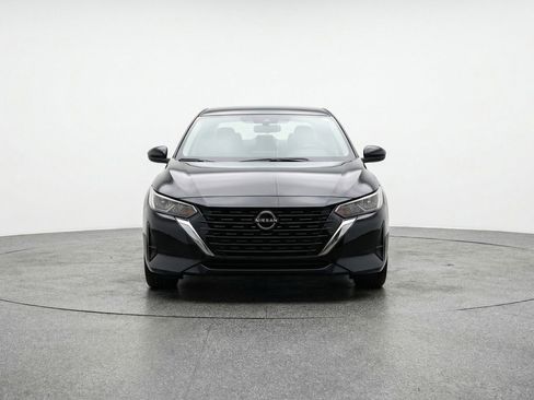 Used 2025 Nissan Sentra SV FWD image 2