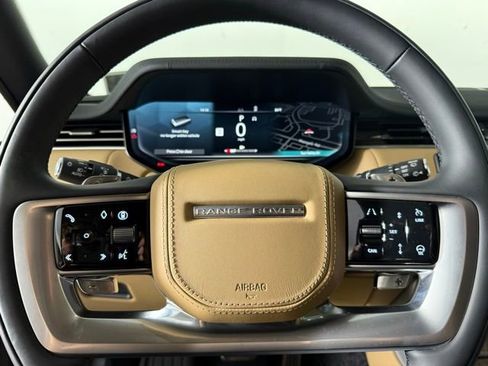 New 2025 Land Rover Range Rover Long Wheelbase SE image 19