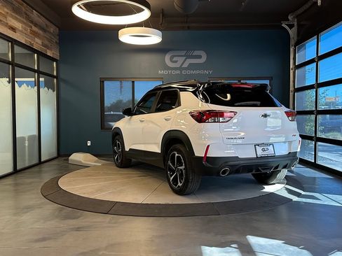 Used 2022 Chevrolet TrailBlazer RS FWD image 5