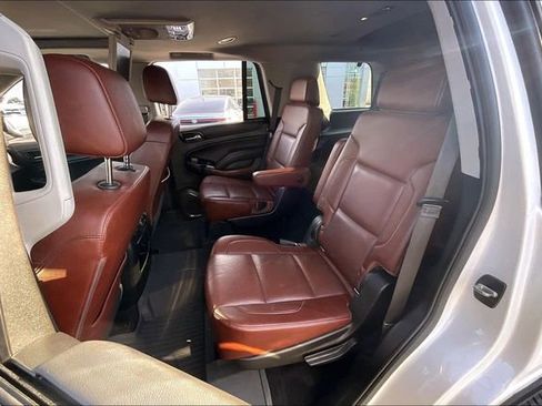 Used 2020 Chevrolet Tahoe Premier w/ Premier Plus Edition AWD/4WD image 26