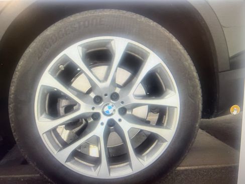 Used 2025 BMW X5 xDrive40i AWD/4WD image 12