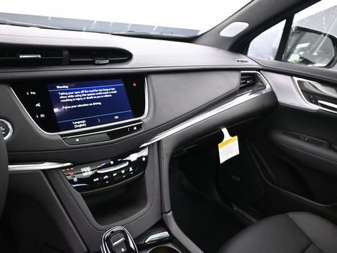 New 2026 Cadillac XT5 Sportv w/ LPO, Onyx Lite Package AWD/4WD image 16