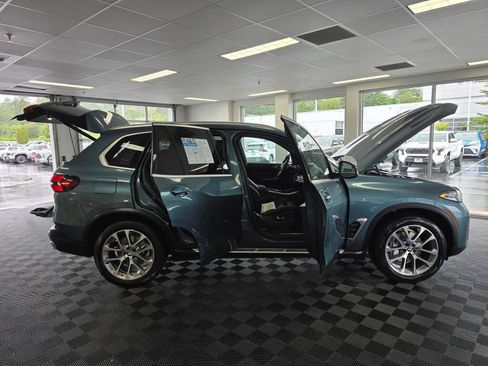 Used 2026 BMW X5 xDrive40i AWD/4WD image 18