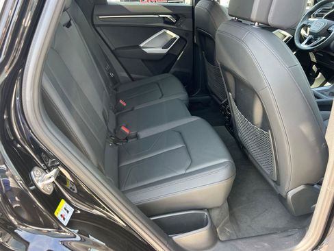 Certified 2025 Audi Q3 2.0T Premium w/ Convenience Package AWD/4WD image 15