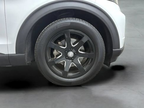 Used 2020 Ford Explorer Limited AWD/4WD image 26
