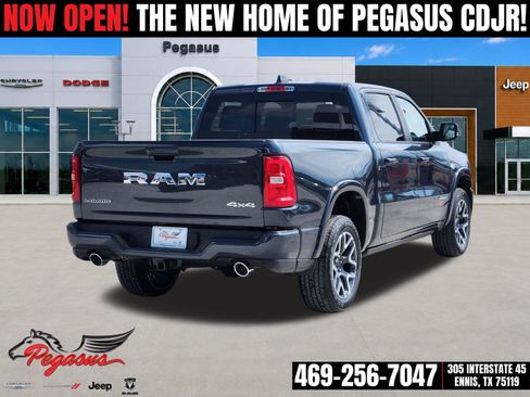 New 2026 RAM 1500 Laramie w/ Laramie Southwest Edition AWD/4WD image 5