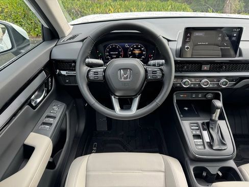 Used 2026 Honda CR-V EX-L image 4