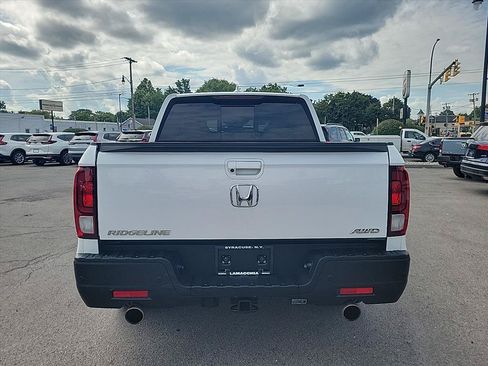 Used 2023 Honda Ridgeline RTL-E image 5