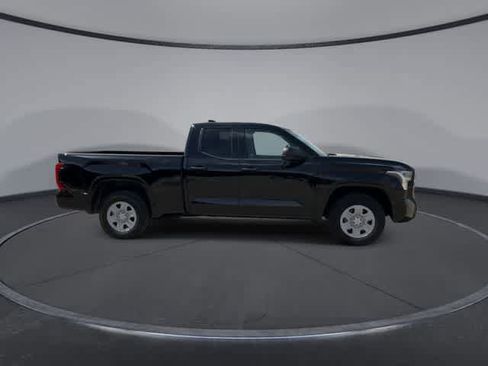 Used 2022 Toyota Tundra SR w/ SR Tow Package RWD image 9