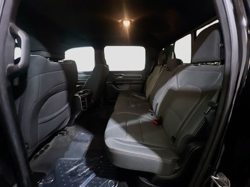 Used 2022 RAM 1500 Big Horn AWD/4WD image 16