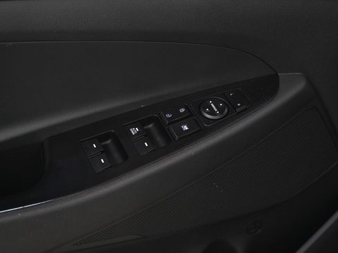 Used 2019 Hyundai Tucson SE image 21