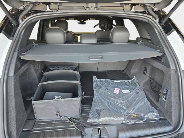 New 2026 Land Rover Range Rover Sport SE AWD/4WD image 10