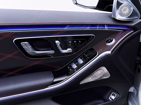 Used 2024 Mercedes-Benz S 63 AMG S w/ Rear Seat Package image 48