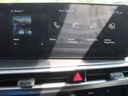 Used 2026 Kia Sorento LX FWD image 39