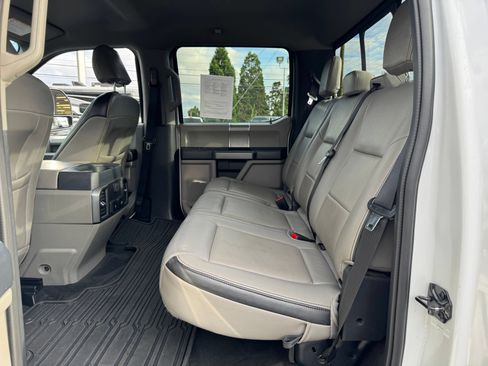 Used 2022 Ford F350 XLT w/ Black Appearance Package AWD/4WD image 35