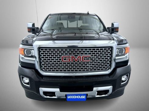 Used 2015 GMC Sierra 2500 Denali w/ Duramax Plus Package AWD/4WD image 2
