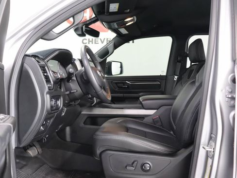 Used 2024 RAM 1500 Big Horn AWD/4WD image 8