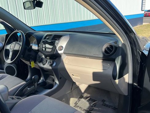 Used 2007 Toyota RAV4 4WD image 19