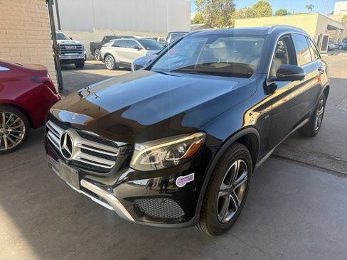 Used 2019 Mercedes-Benz GLC 350e 4MATIC image 1