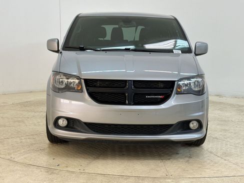 Used 2019 Dodge Grand Caravan SE FWD image 6