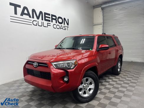 Used 2021 Toyota 4Runner SR5 image 2