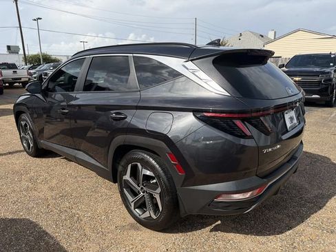 Used 2024 Hyundai Tucson SEL w/ Convenience Package FWD image 9
