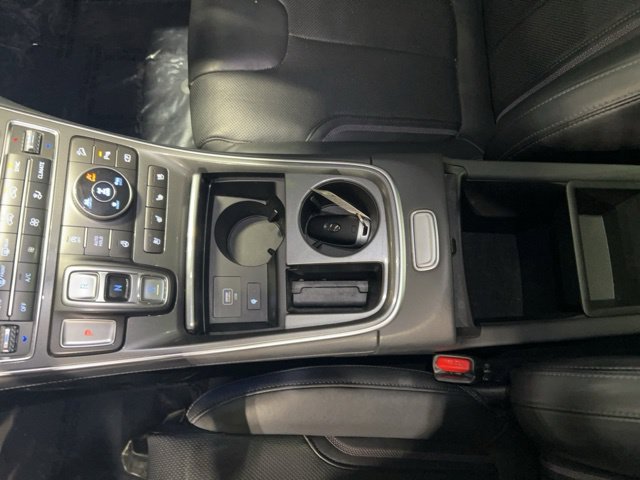 Used 2021 Hyundai Santa Fe Calligraphy AWD/4WD image 30