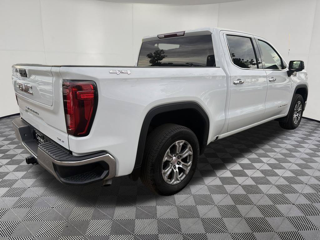 Used 2025 GMC Sierra 1500 SLT AWD/4WD image 8