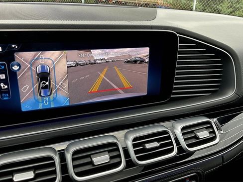 Used 2025 Mercedes-Benz GLS 450 GLS 450 image 21