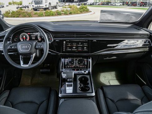 Used 2025 Audi Q7 3.0T Premium Plus image 30