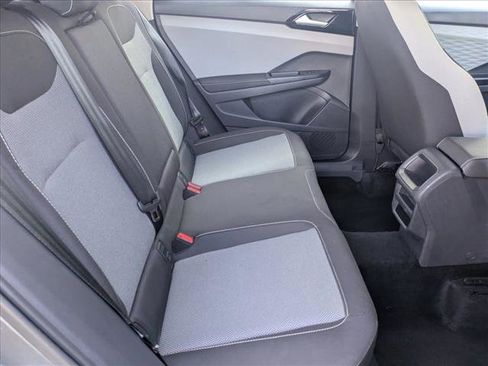 Used 2024 Volkswagen Taos S image 18