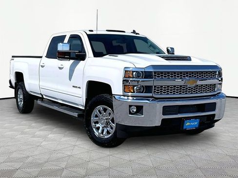 Used 2019 Chevrolet Silverado 2500 LT w/ LT Convenience Package AWD/4WD image 1