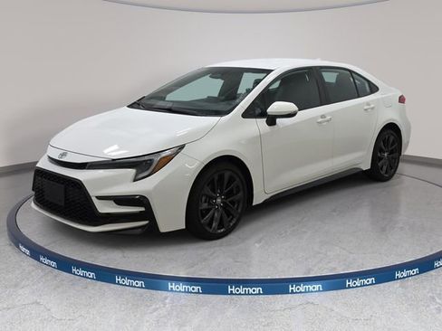 Certified 2023 Toyota Corolla SE w/ Carpet Mat Package (TMS) FWD image 1