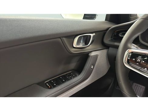 Used 2024 Polestar Polestar 2 AWD/4WD image 35