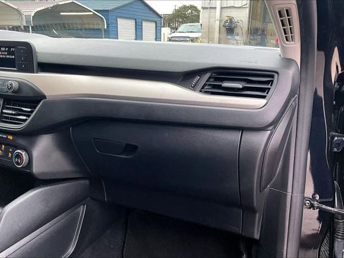 Used 2021 Ford Escape S image 18