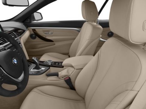 Used 2017 BMW 430i xDrive Convertible image 12