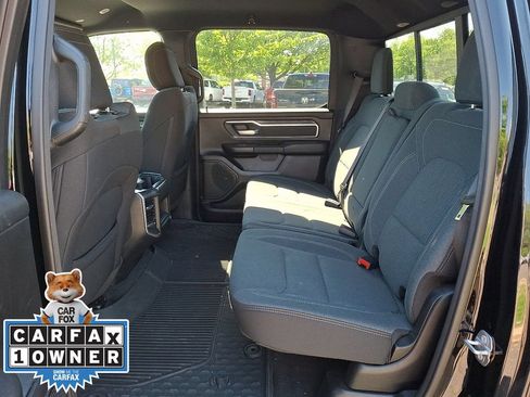 Used 2022 RAM 1500 Big Horn AWD/4WD image 9