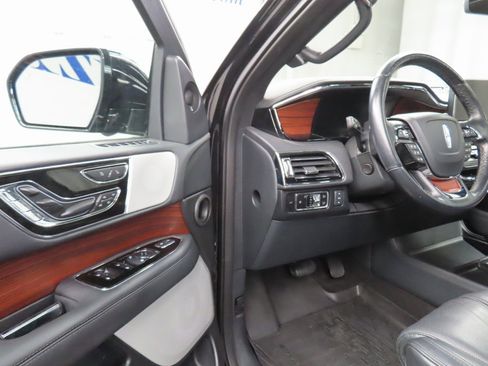 Used 2023 Lincoln Navigator L Reserve w/ Equipment Group 201A image 61