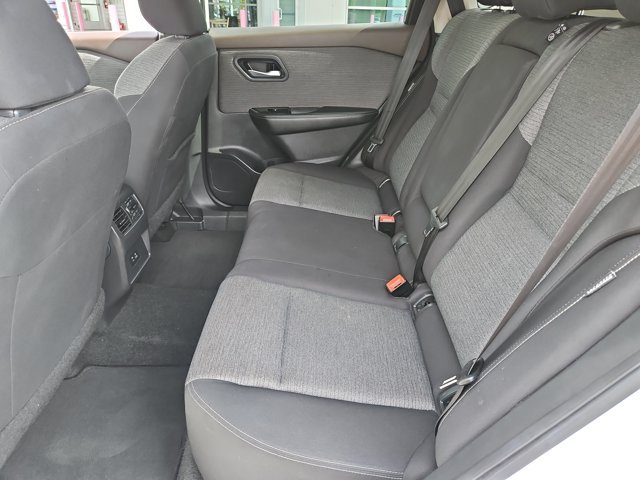 Used 2023 Nissan Rogue SV FWD image 18