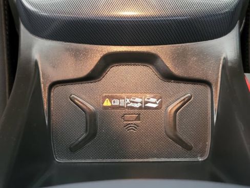 Used 2020 Chevrolet Colorado Z71 AWD/4WD image 25