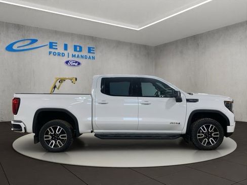 Used 2023 GMC Sierra 1500 AT4 image 3