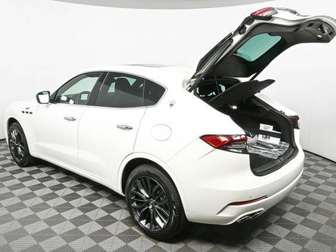 New 2024 Maserati Levante GT Ultima image 23
