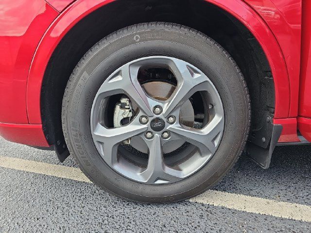 Certified 2024 Ford Escape ST-Line w/ Tech Pack #1 FWD image 35