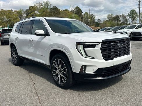 New 2026 GMC Acadia Denali Ultimate w/ LPO, Floor Liner Package AWD/4WD image 4