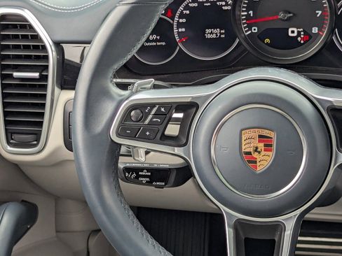 Used 2022 Porsche Cayenne S Platinum image 20