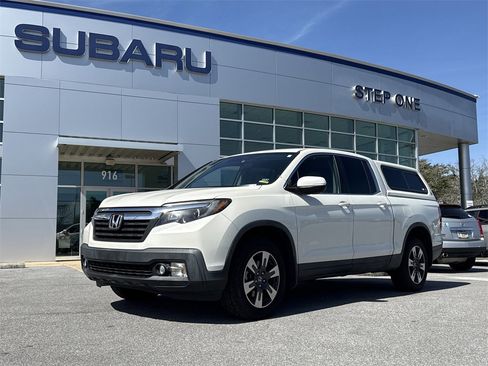 Used 2018 Honda Ridgeline RTL image 2